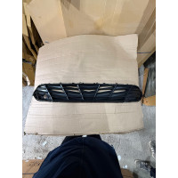 Решетка радиатора с отверстиями под парктроники на Hyundai Elantra 2023-2025 гг. в Алматы и Астане 